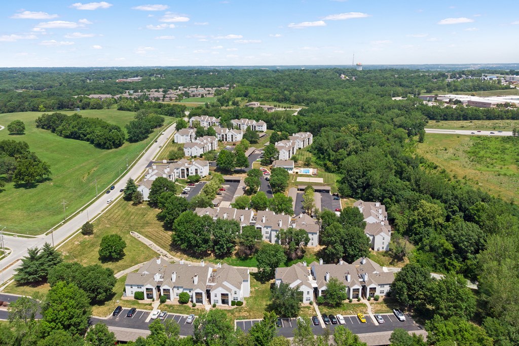 Bennington Ridge Apartments, 4027 North Bennington Ave., Kansas City